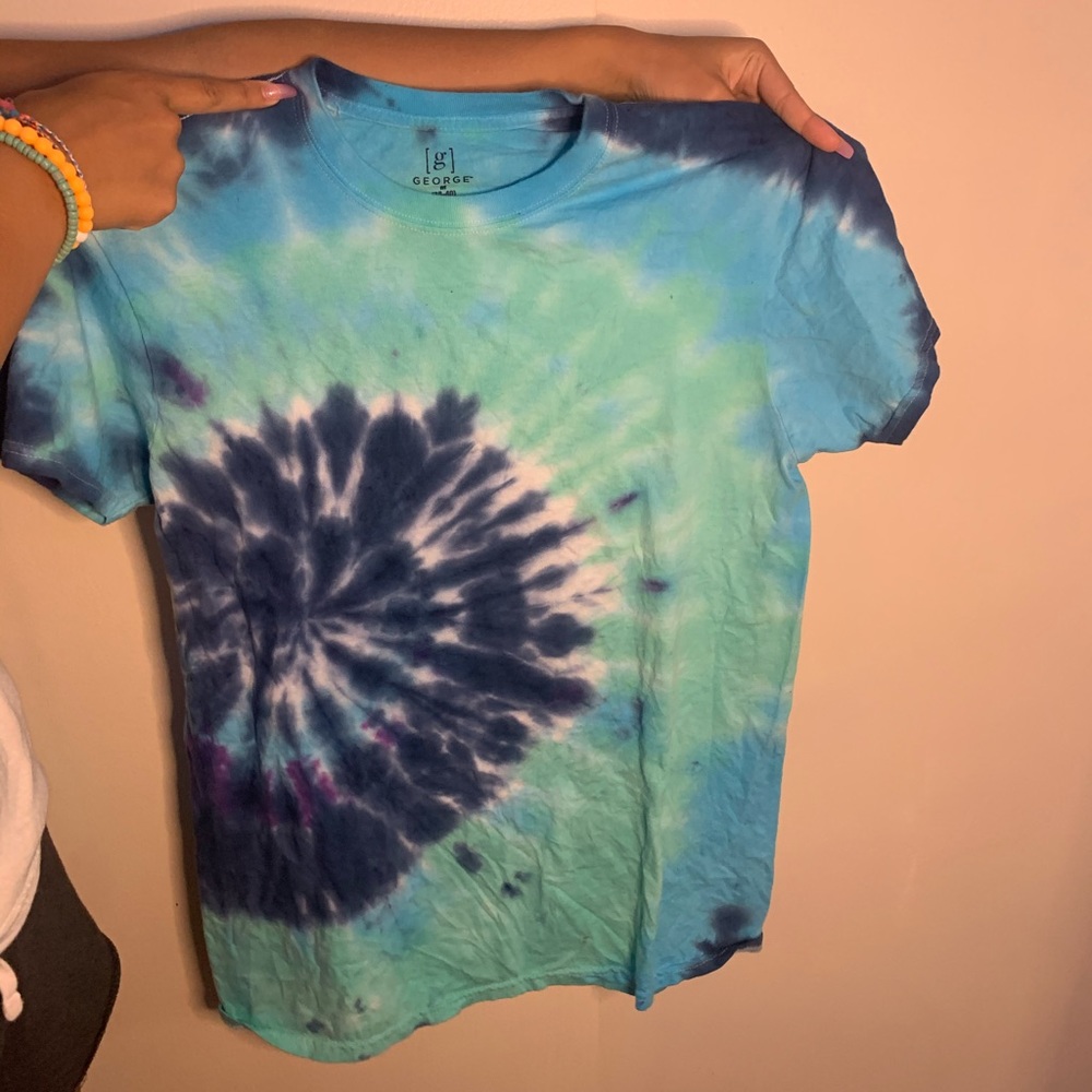 tie dye shirt